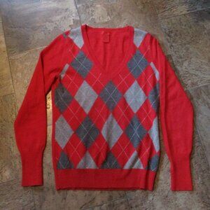 Lambswool V-neck Argyle sweater Size Smalll